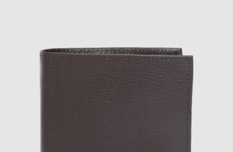 TOMMY HILFIGER Men Brown Genuine Leather Wallet(4 Card Slots)